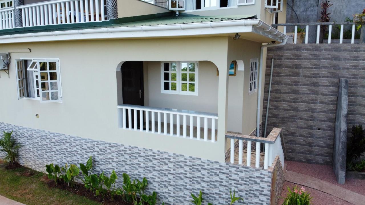 Exotic Guest House Anse Volbert Village Dış mekan fotoğraf