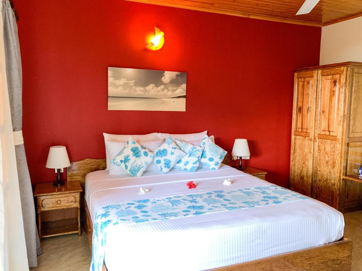 Exotic Guest House Anse Volbert Village Dış mekan fotoğraf