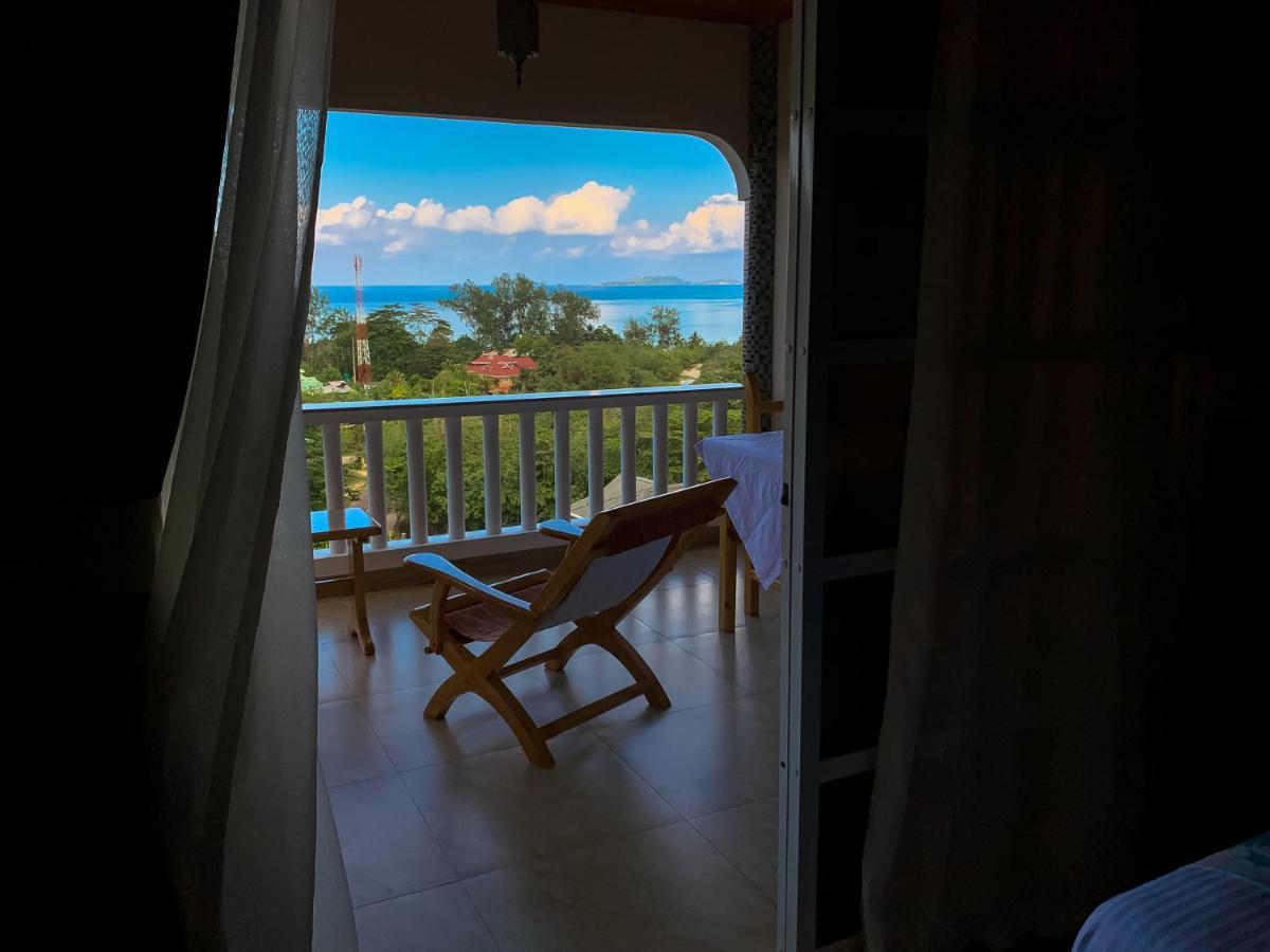 Exotic Guest House Anse Volbert Village Dış mekan fotoğraf