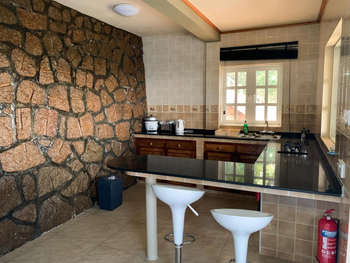 Exotic Guest House Anse Volbert Village Dış mekan fotoğraf