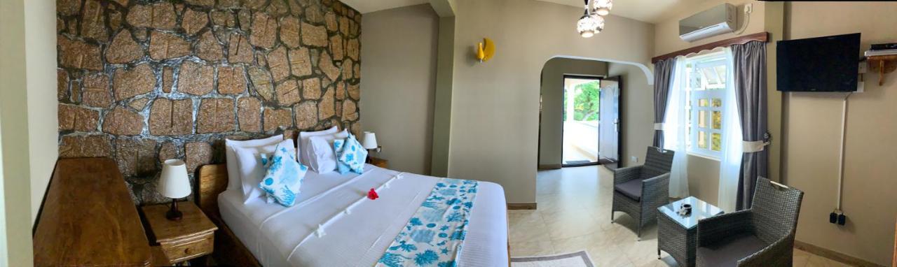 Exotic Guest House Anse Volbert Village Dış mekan fotoğraf